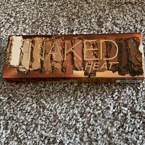 Urban Decay NAKED HEAT palette